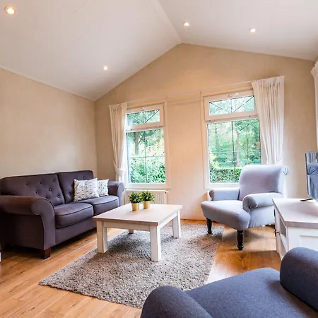 منتزه العطل Recreatiepark 't Gelloo إيدي