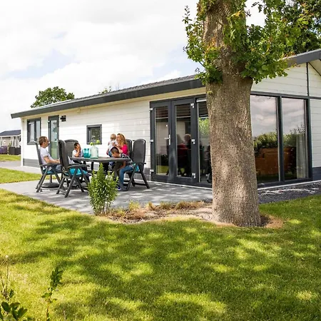 Resort Bosvallei 4* Ede