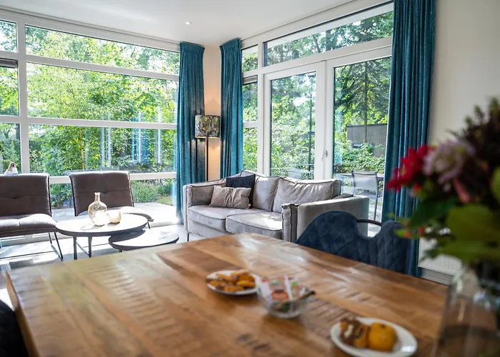 Resort Bosvallei 4* Ede